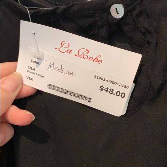 Off-the-shoulder black romper - Picture 4 of 5